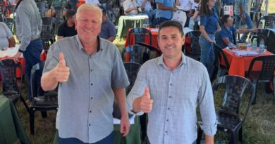 Maurício Buffon e Dari Fronza participam de Dia de Campo sobre pecuária em Natividade