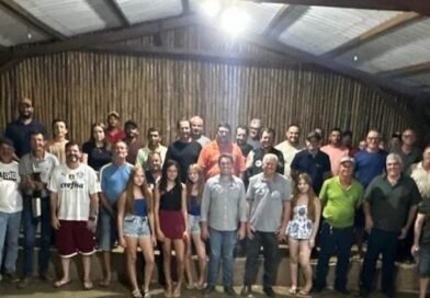 Em Santa Maria, Maurício Buffon e Dari Fronza recebem apoio e se comprometem em atender demandas de moradores da região